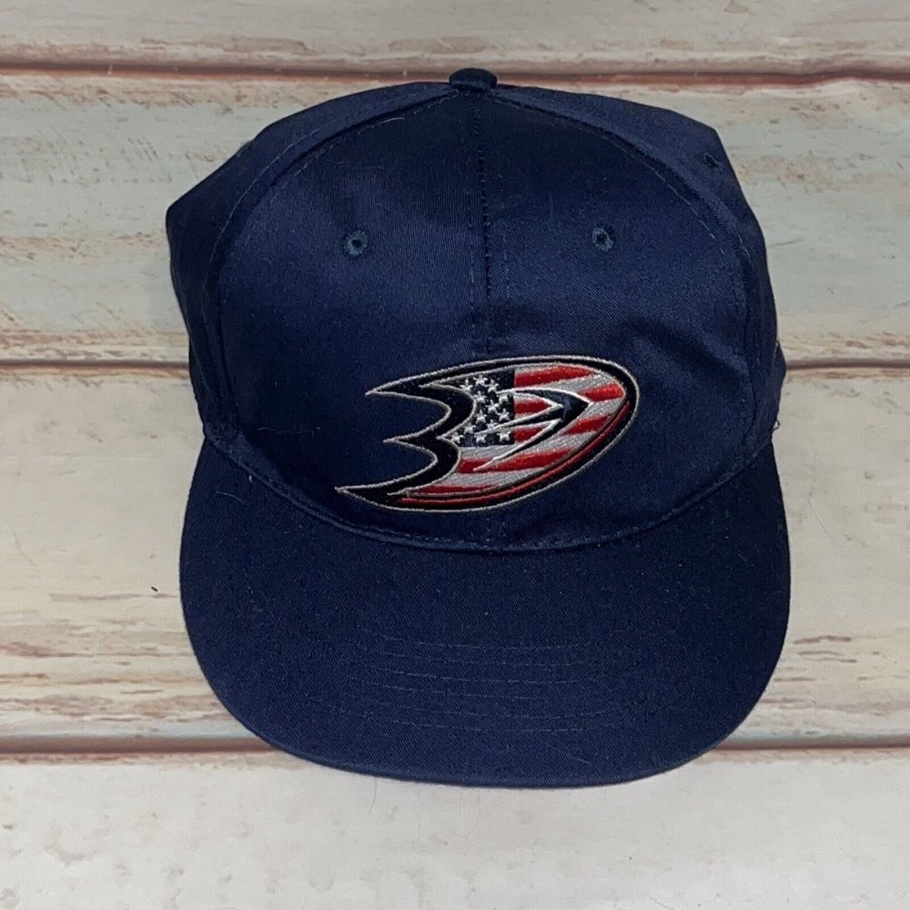 Sixth Man Anaheim Ducks USA NHL American Flag Hat Cap Under Bill Flag